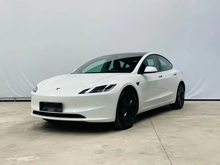 Tesla Model 3 2026