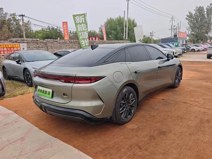 BYD Han 2026
